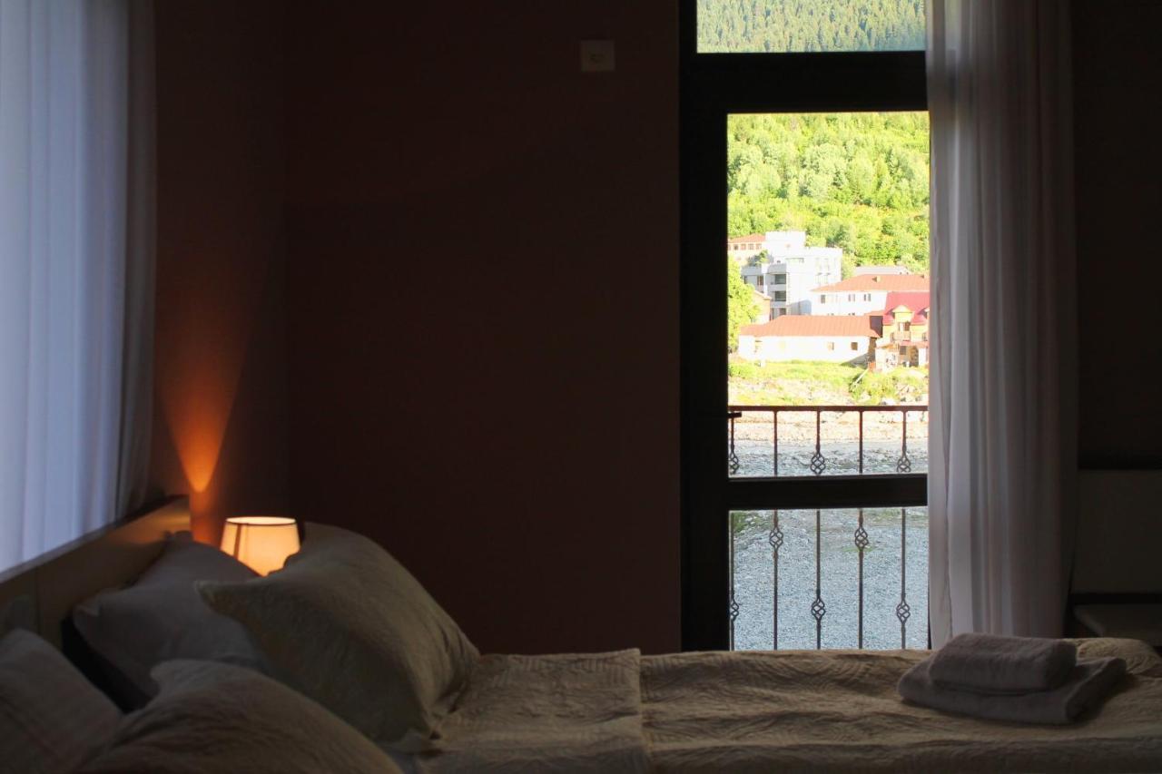 Hotel Marliza Mestia Extérieur photo