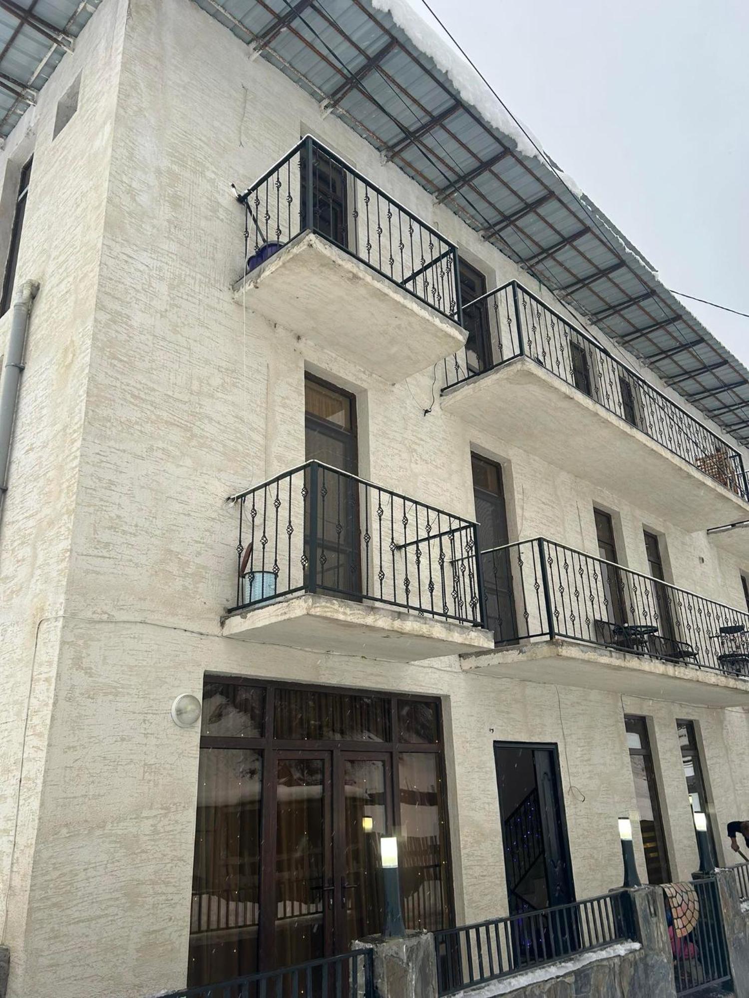 Hotel Marliza Mestia Extérieur photo