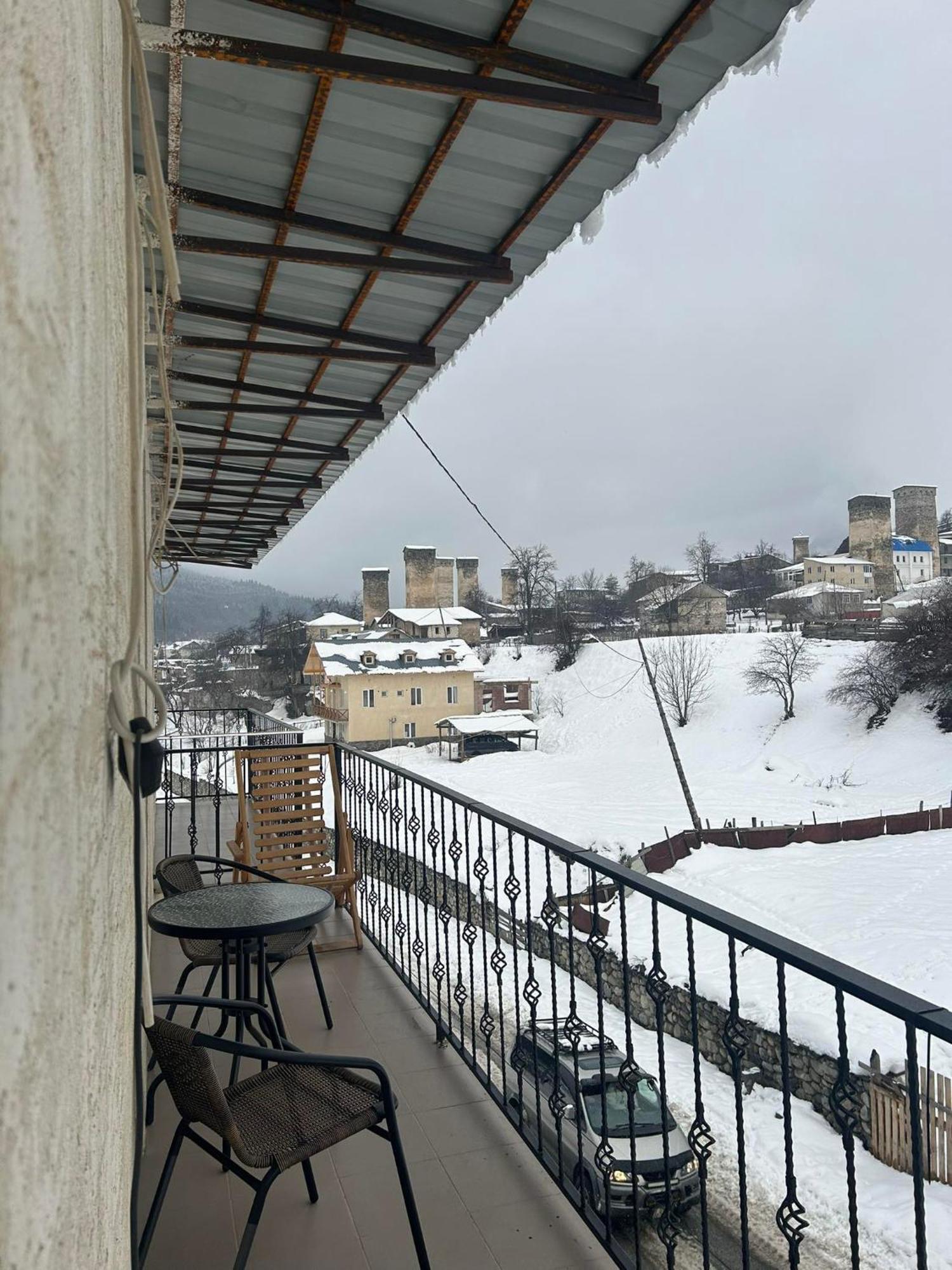 Hotel Marliza Mestia Extérieur photo