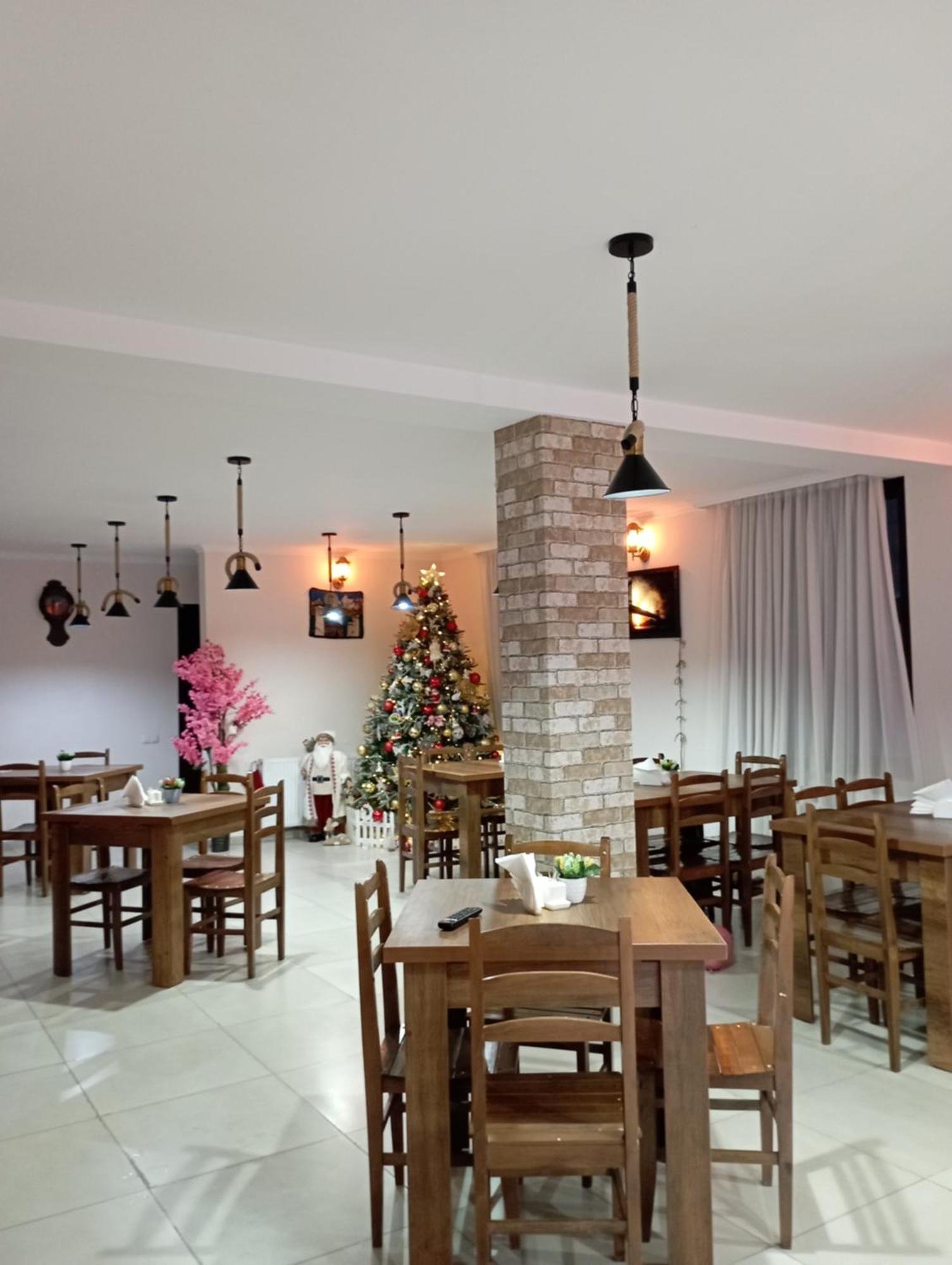 Hotel Marliza Mestia Extérieur photo
